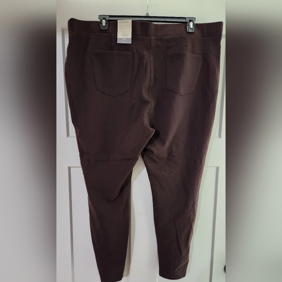 Style and Co. Midrise Comfort Waist Leggings.  Size 24w. Nwt. - Picture 2 of 2